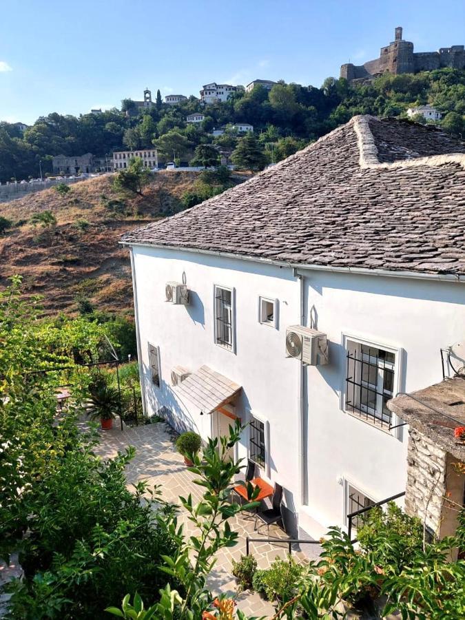 Grandpa'S Home Gjirokaster Exterior photo